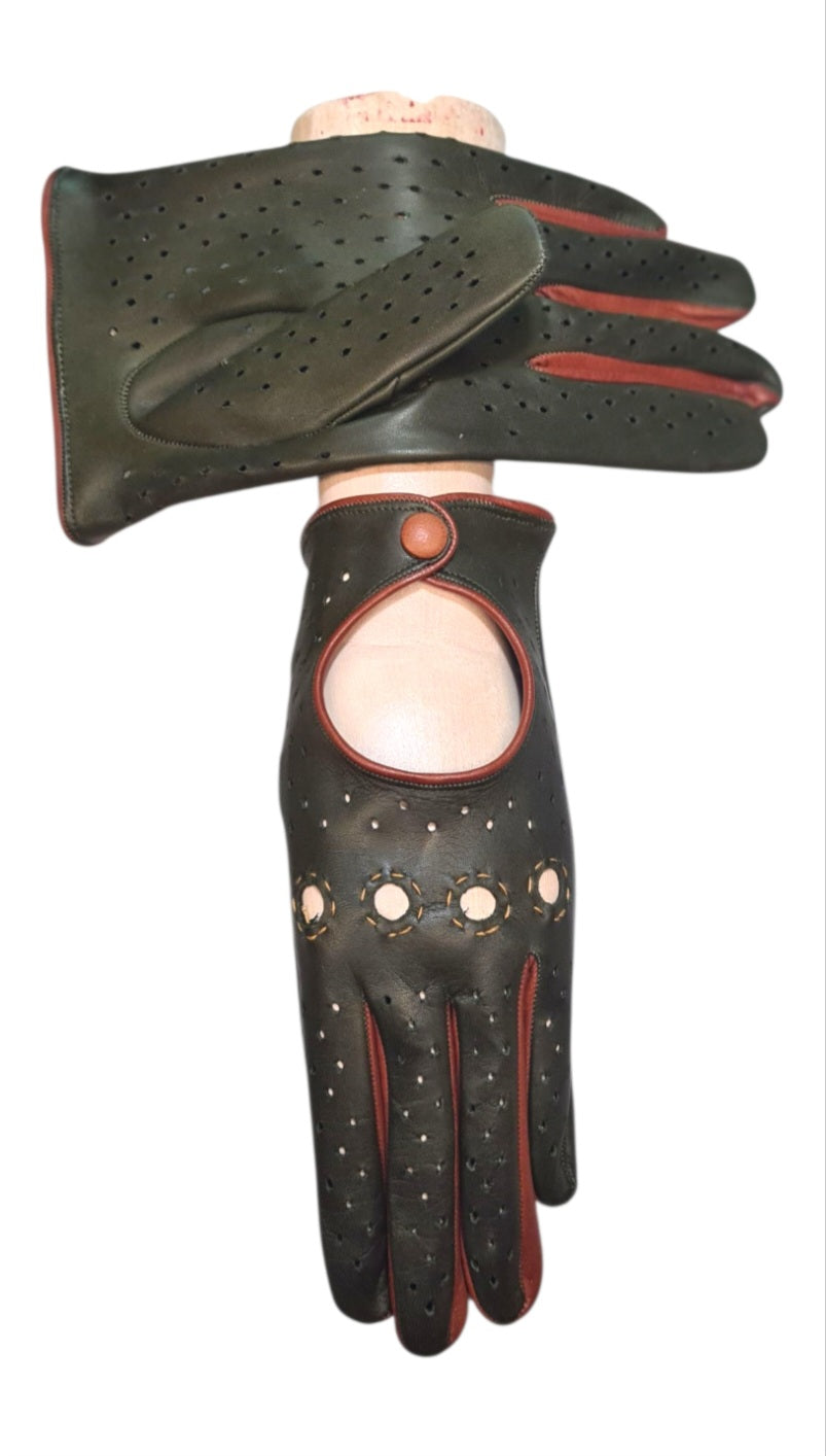 " Maria"-  Guanti da  donna  guida in pelle – Bicolore, sfoderati, con bottoncino rivestito in pelle